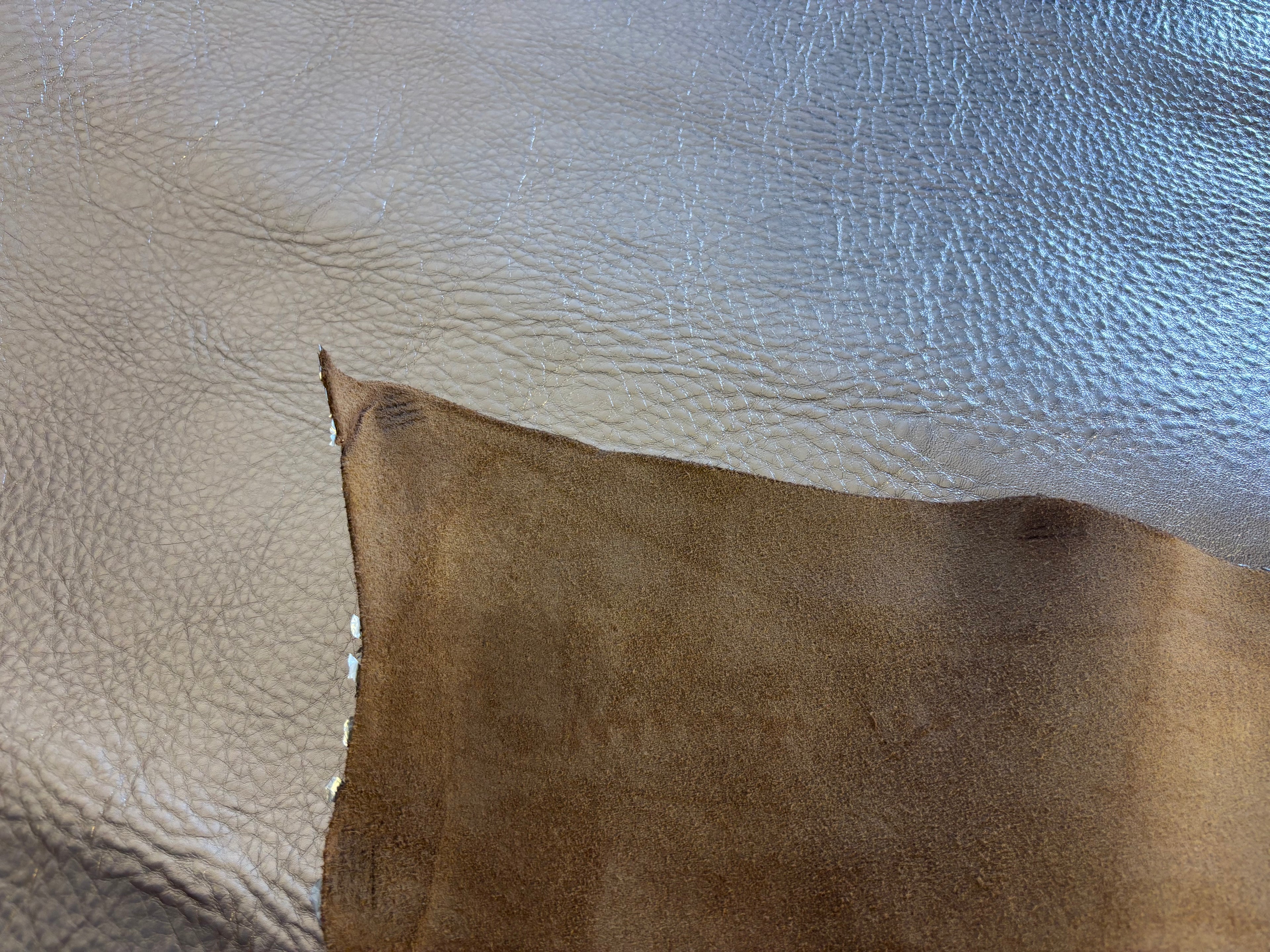 La Perla gold foil veg tan
